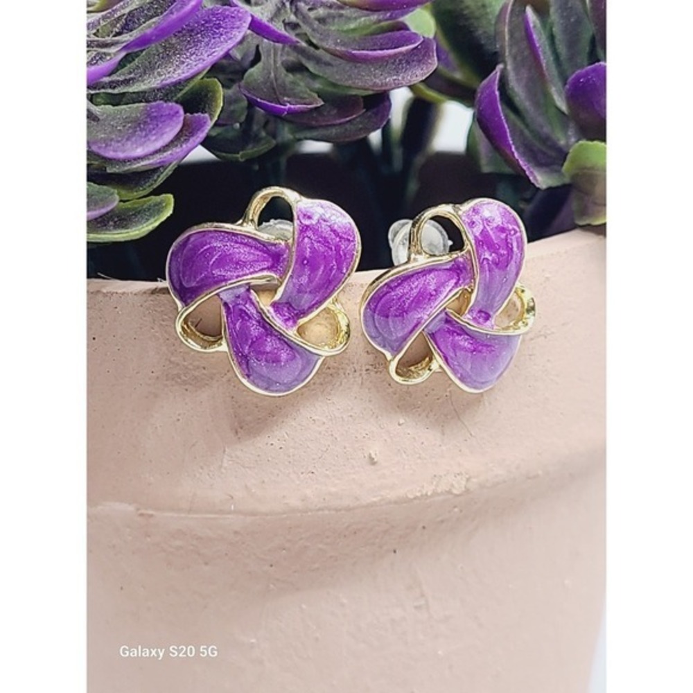 Purple Enamel‎ Gold Tone Interlocking Knot Stud Earrings Geometric Flower Modern